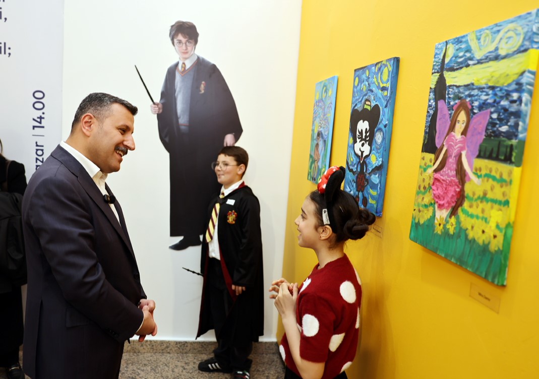 &Ccedil;ocuklar hayal g&uuml;c&uuml;n&uuml; sanatla buluşturdu
