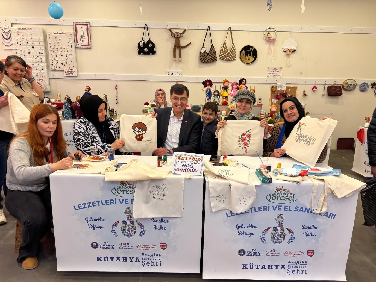 K&uuml;tahya&rsquo;da y&ouml;resel &uuml;r&uuml;nler ve el sanatları tanıtıldı
