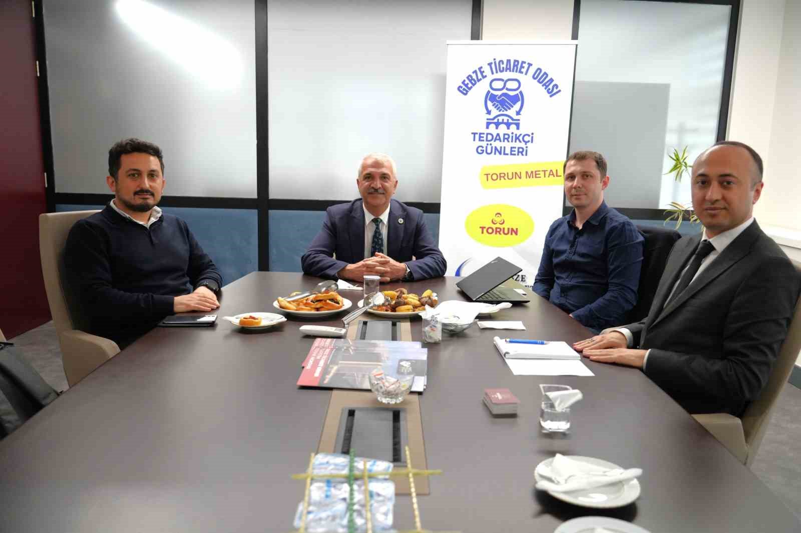 İş d&uuml;nyasında stratejik iş birliği g&ouml;r&uuml;şmeleri
