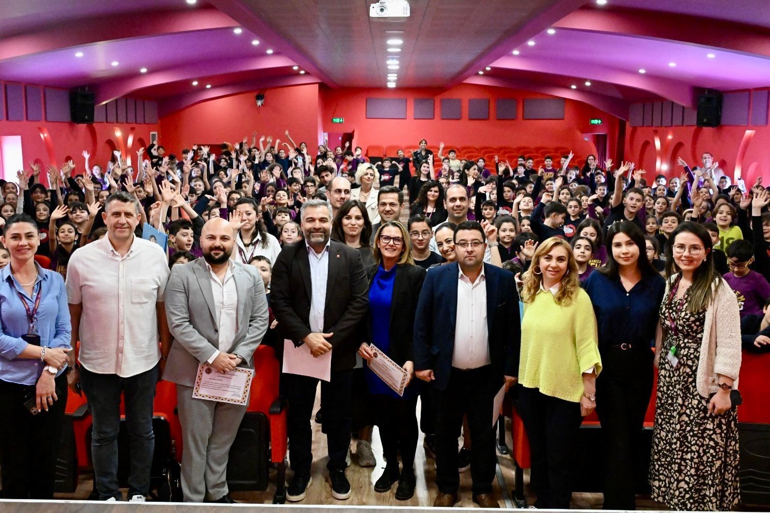 Manisa&rsquo;da &ccedil;evre eğitimi seferberliği
