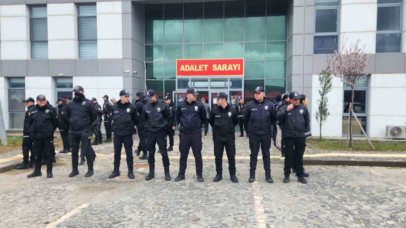 G&uuml;listan Doku soruşturmasında d&ouml;nemin başhekimi &Ccedil;ağdaş &Ouml;zdemir adliyeye sevk edildi
