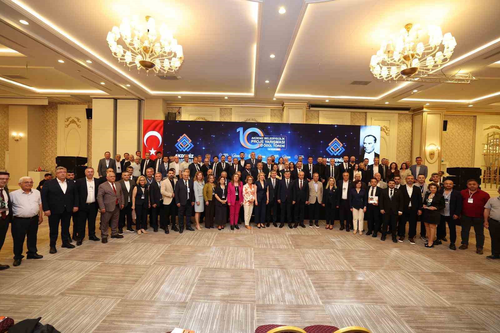 Merkezefendi Belediyesi Atat&uuml;rk Bilim Merkezi, Akdeniz Belediyecilik Proje Yarışmasında &ouml;d&uuml;l aldı
