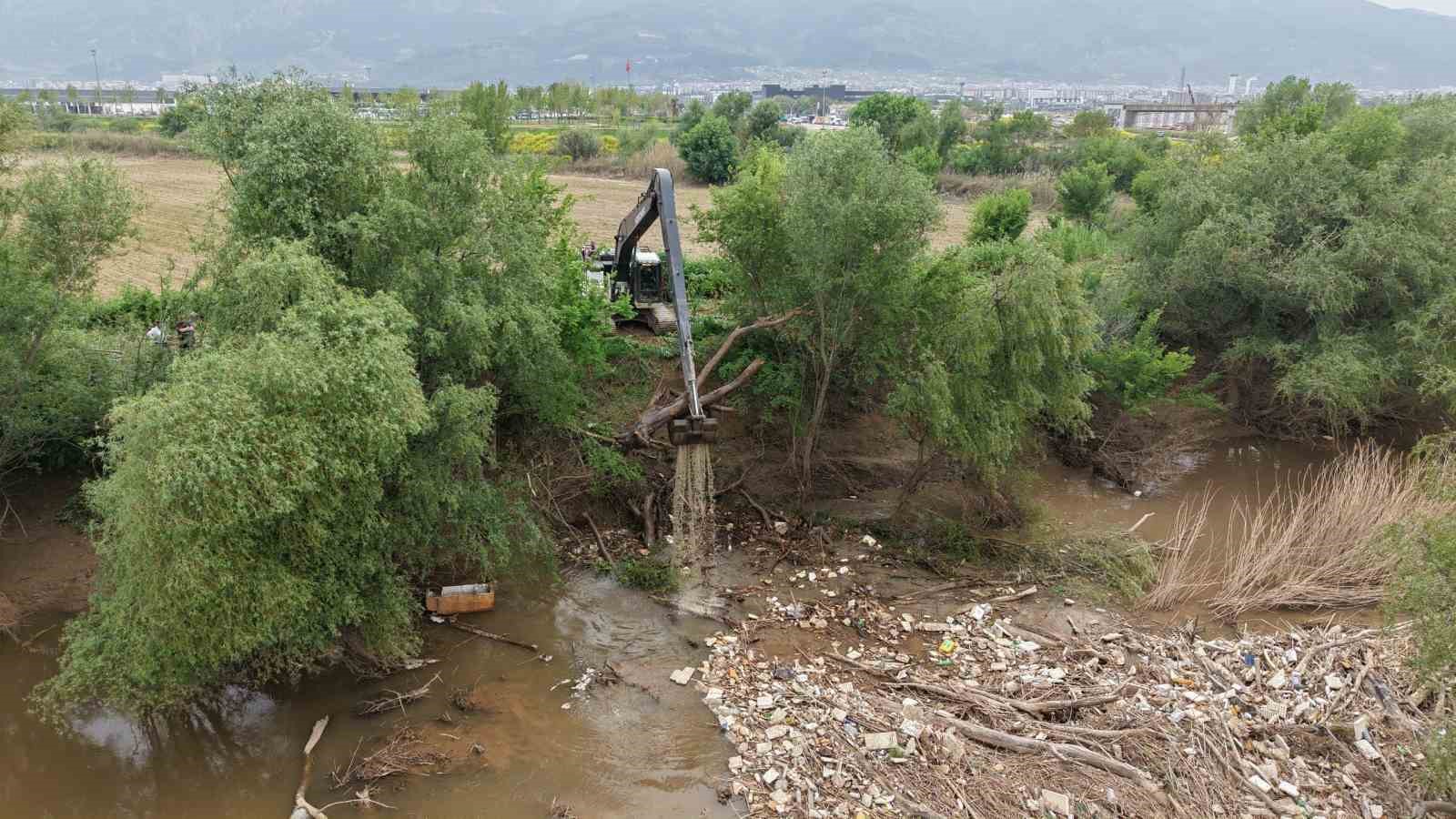 MASKİ&rsquo;den taşkın riskine anında m&uuml;dahale
