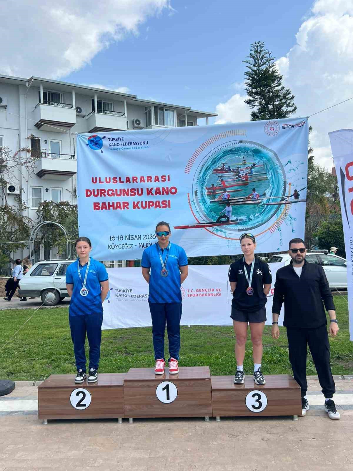 Rizeli gen&ccedil;ler Durgunsu Kano Bahar Kupası&rsquo;nda şehirlerini gururlandırdı
