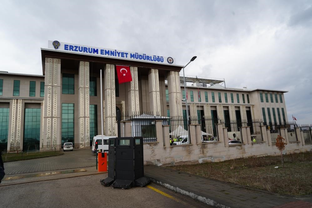 Tuncay Sonel&rsquo;in Erzurum&rsquo;da sorgusu devam ediyor
