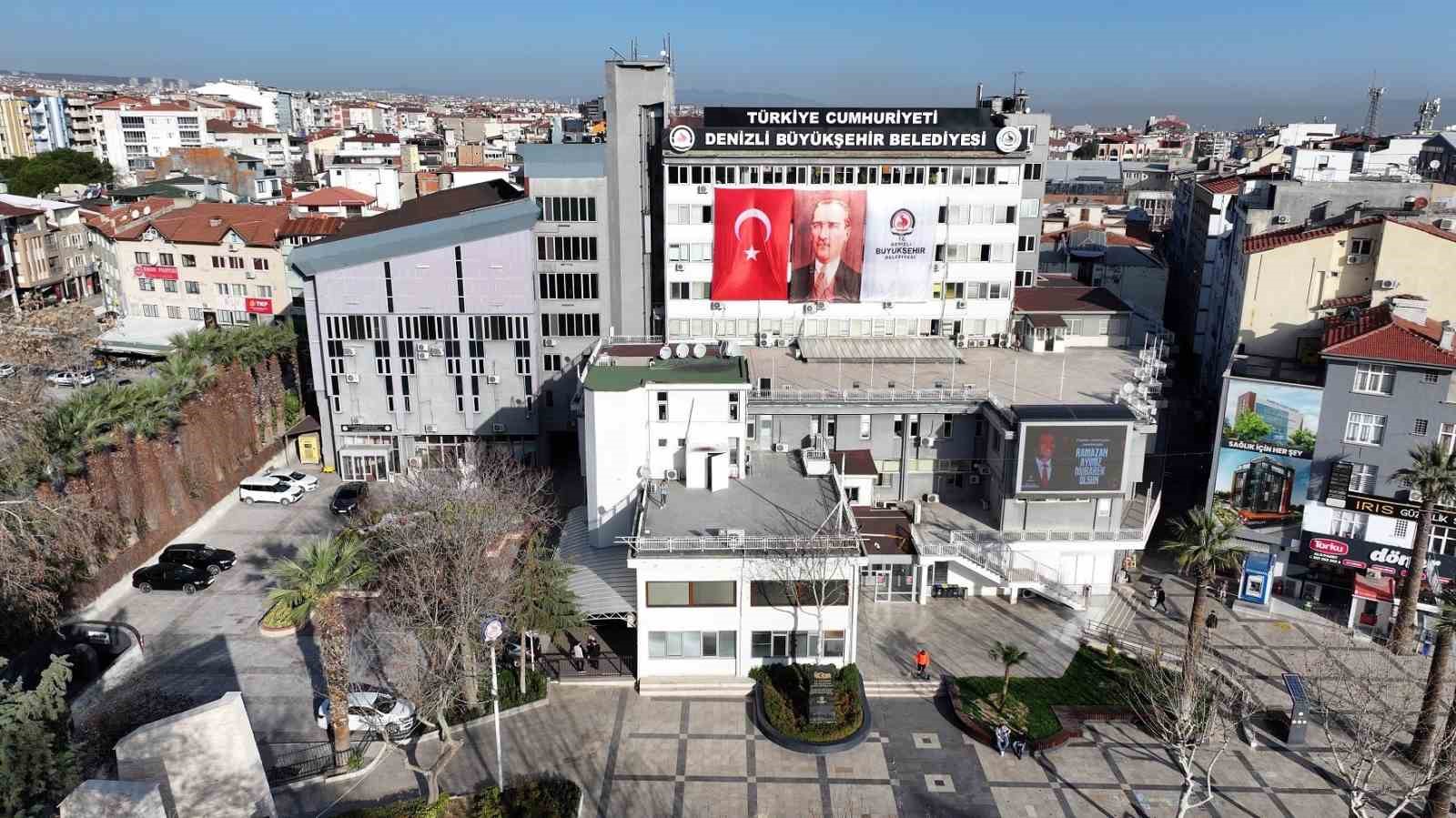 Denizli Büyükşehirden emekliye dev destek
