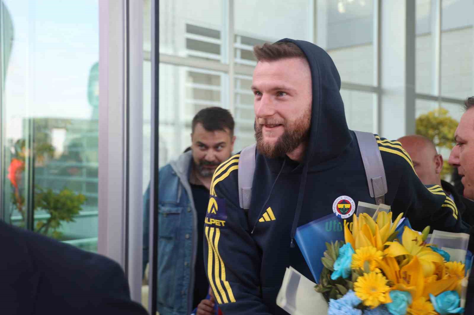 Fenerbahçe kafilesi Konya’ya geldi