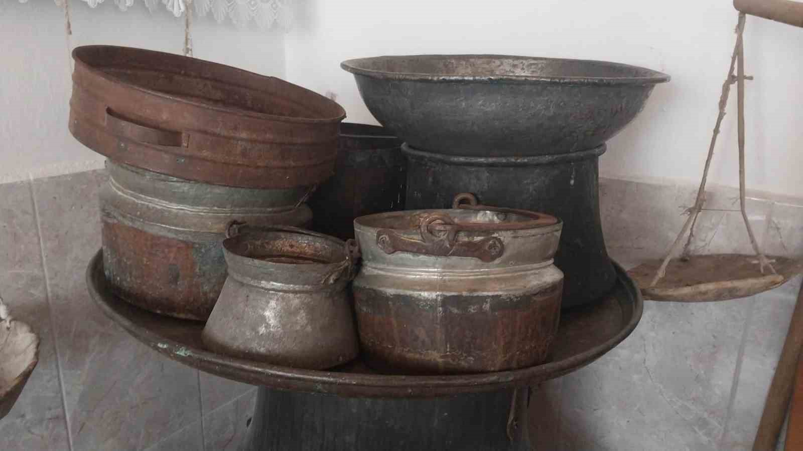 Babadan kalma lokanta, y&uuml;zlerce obje ile m&uuml;zeye d&ouml;n&uuml;şt&uuml;
