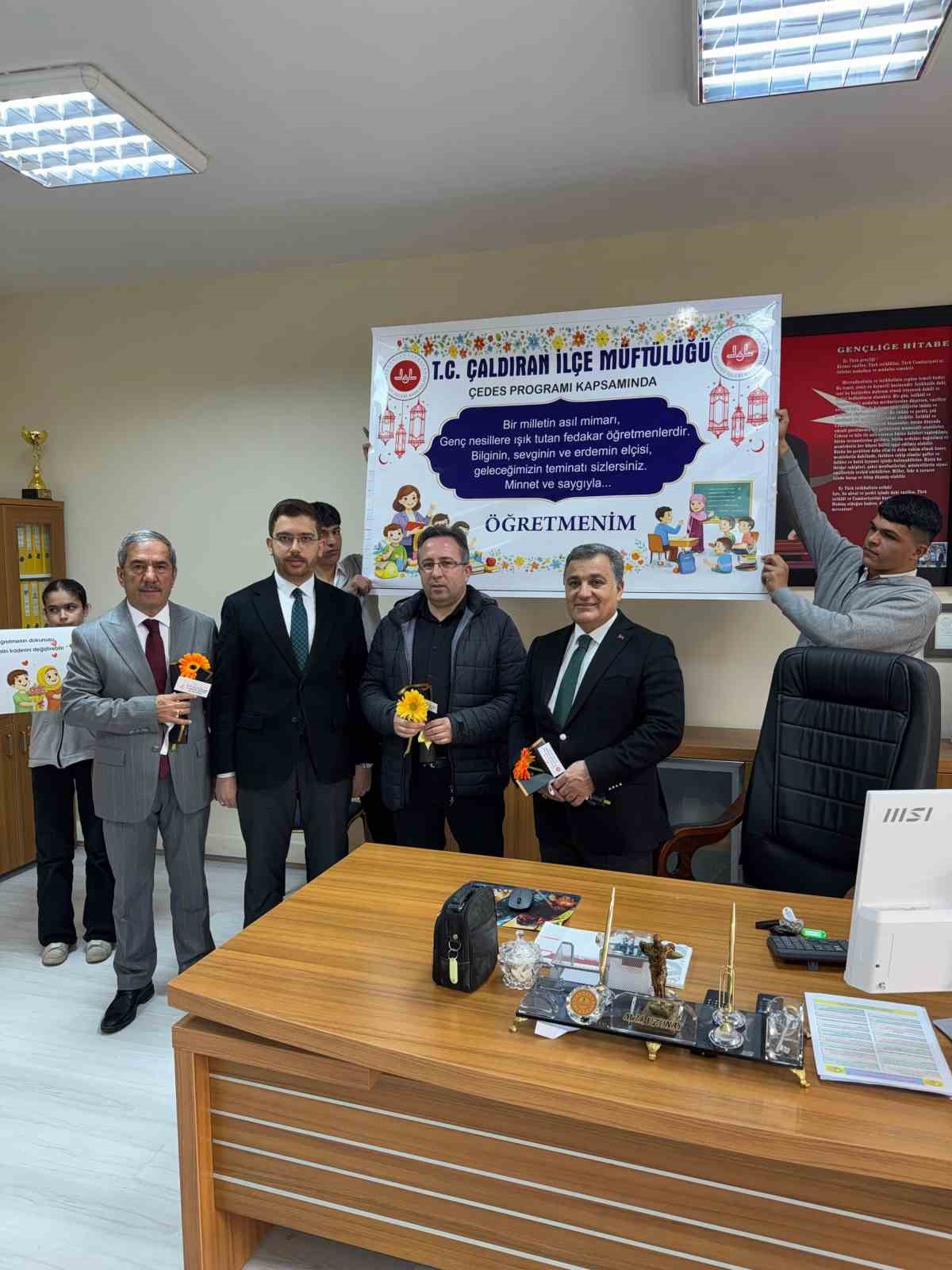 &Ccedil;aldıran M&uuml;ft&uuml;l&uuml;ğ&uuml;nden &ouml;ğretmenlere "Ge&ccedil;miş Olsun" &ccedil;i&ccedil;eği
