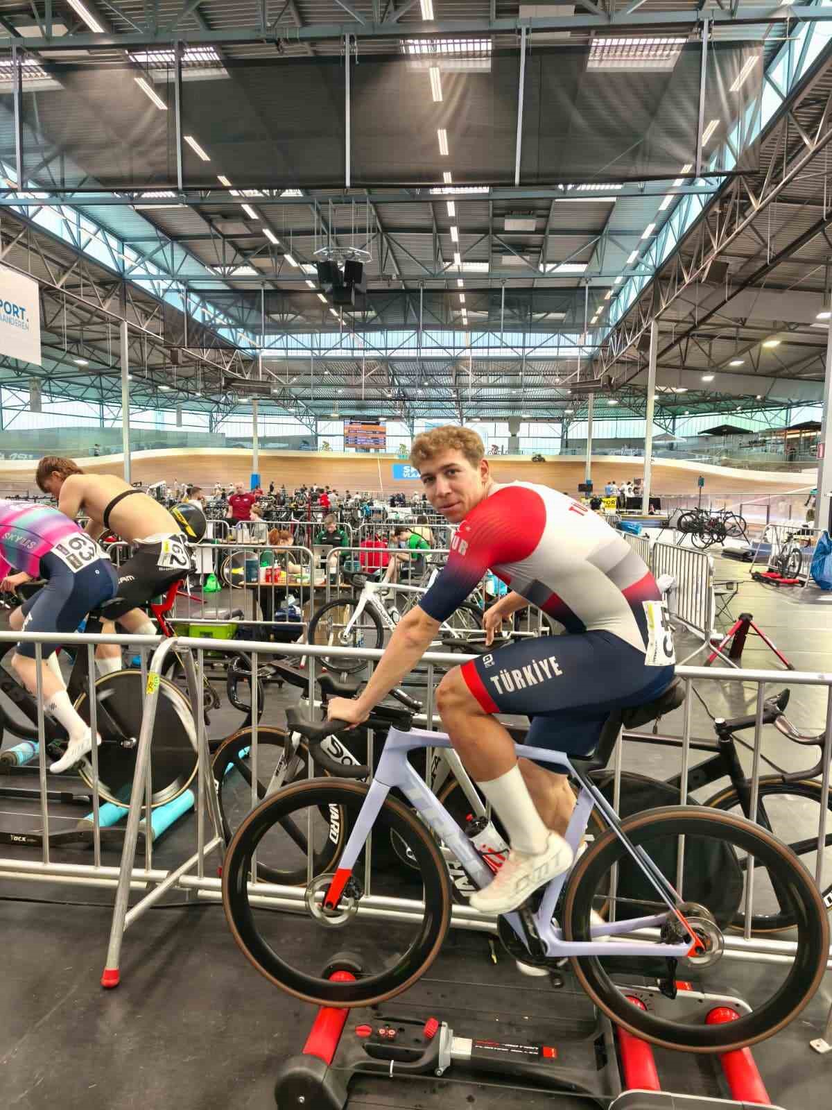 Avrupa velodromlarında T&uuml;rk imzası: Milli bisiklet&ccedil;ilerden uluslararası başarı
