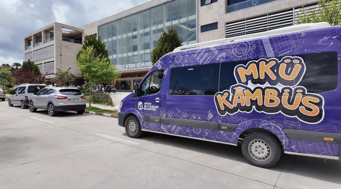 Hatay B&uuml;y&uuml;kşehir Belediyesi, &ouml;ğrencilerin ulaşımını kolaylaştıracak KAMB&Uuml;S&rsquo;&uuml; hizmete aldı
