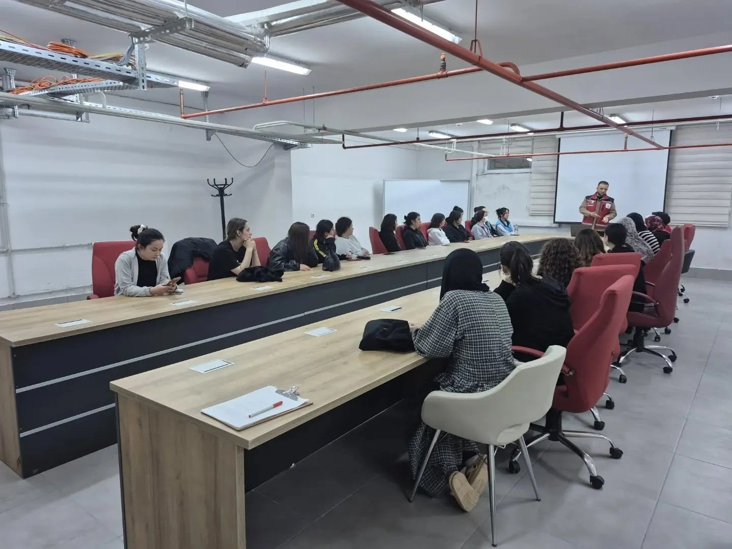 Sinop&rsquo;ta &uuml;niversite &ouml;ğrencilerine psikolojik ilk yardım eğitimi
