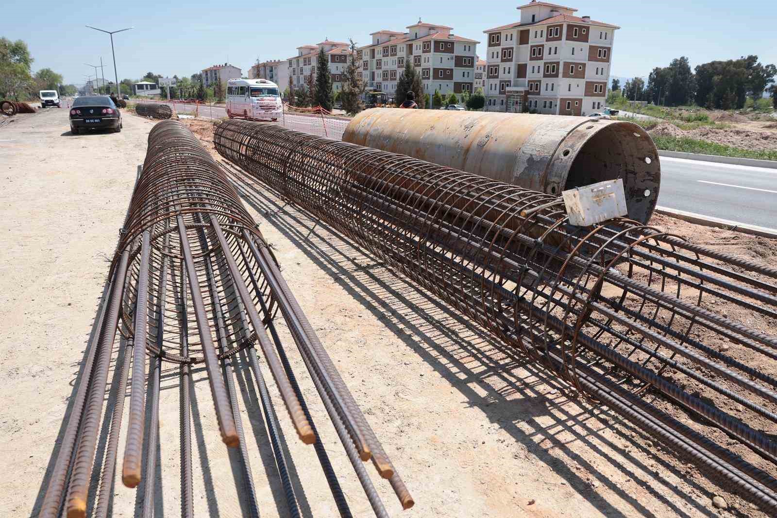 İncirliova&rsquo;nın ulaşım hattı g&uuml;&ccedil;leniyor
