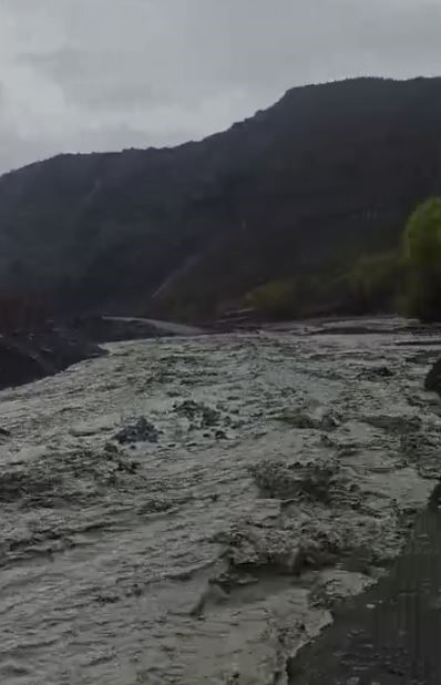 Elazığ&rsquo;da yağış sonrası sel
