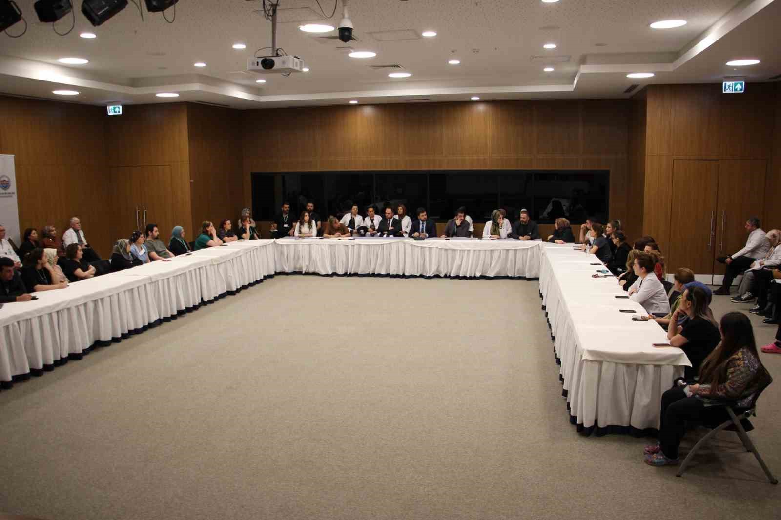 Elazığ Fethi Sekin Şehir Hastanesi&rsquo;nin hizmetleri ele alındı
