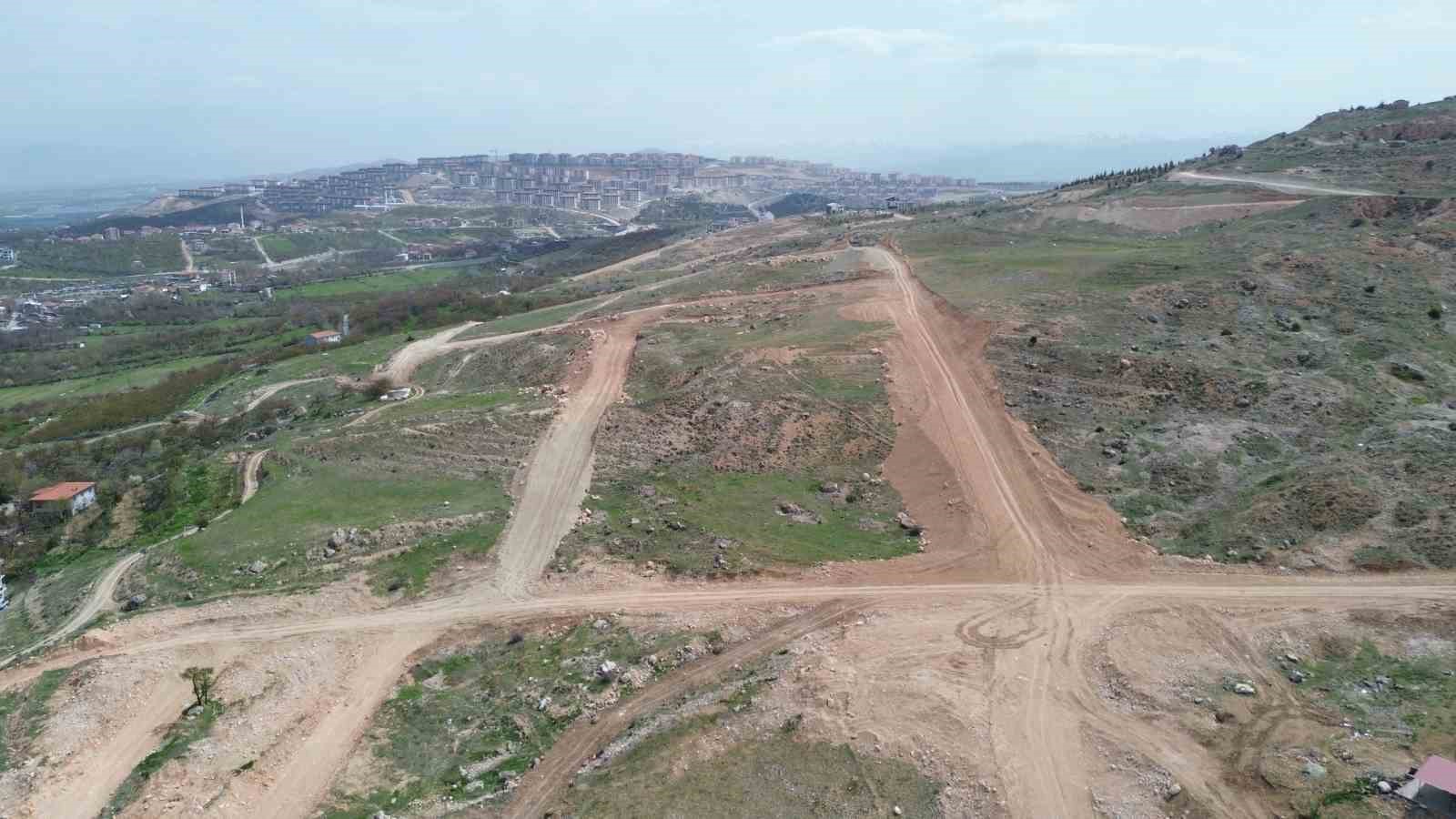 Battalgazi Belediyesi yeni imar yolu a&ccedil;ıyor
