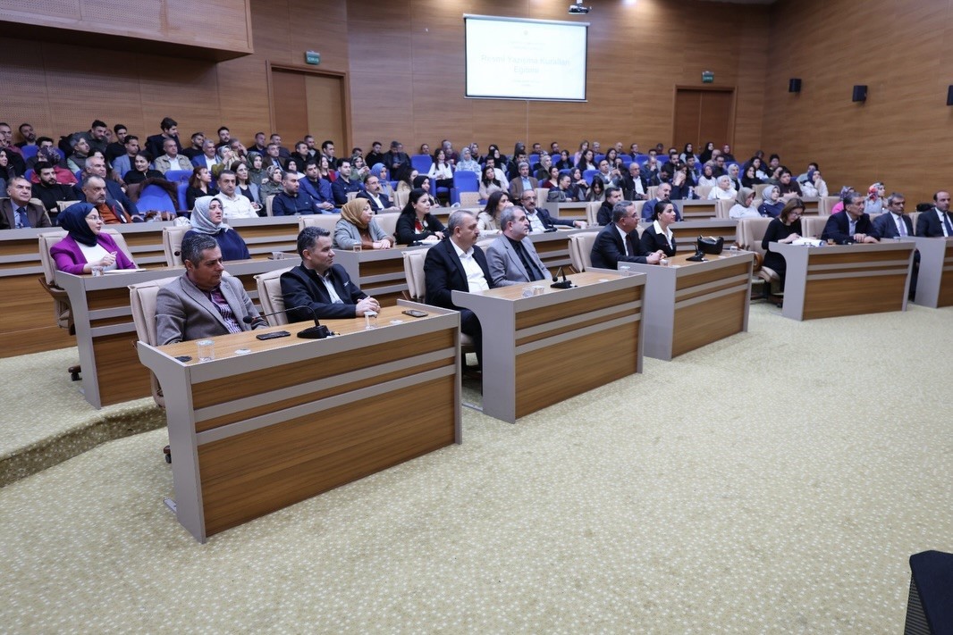 Elazığ&rsquo;da resmi yazışmalarda uygulanacak usul ve esaslar hakkında eğitim
