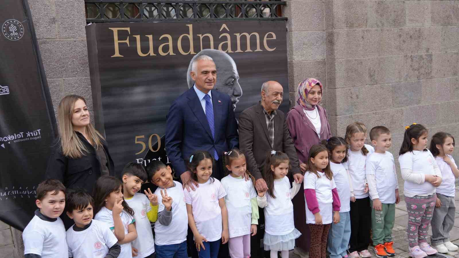 Bakan Ersoy: "Fuadname, hat ve ebruda &ccedil;ok geniş bir penceredir"
