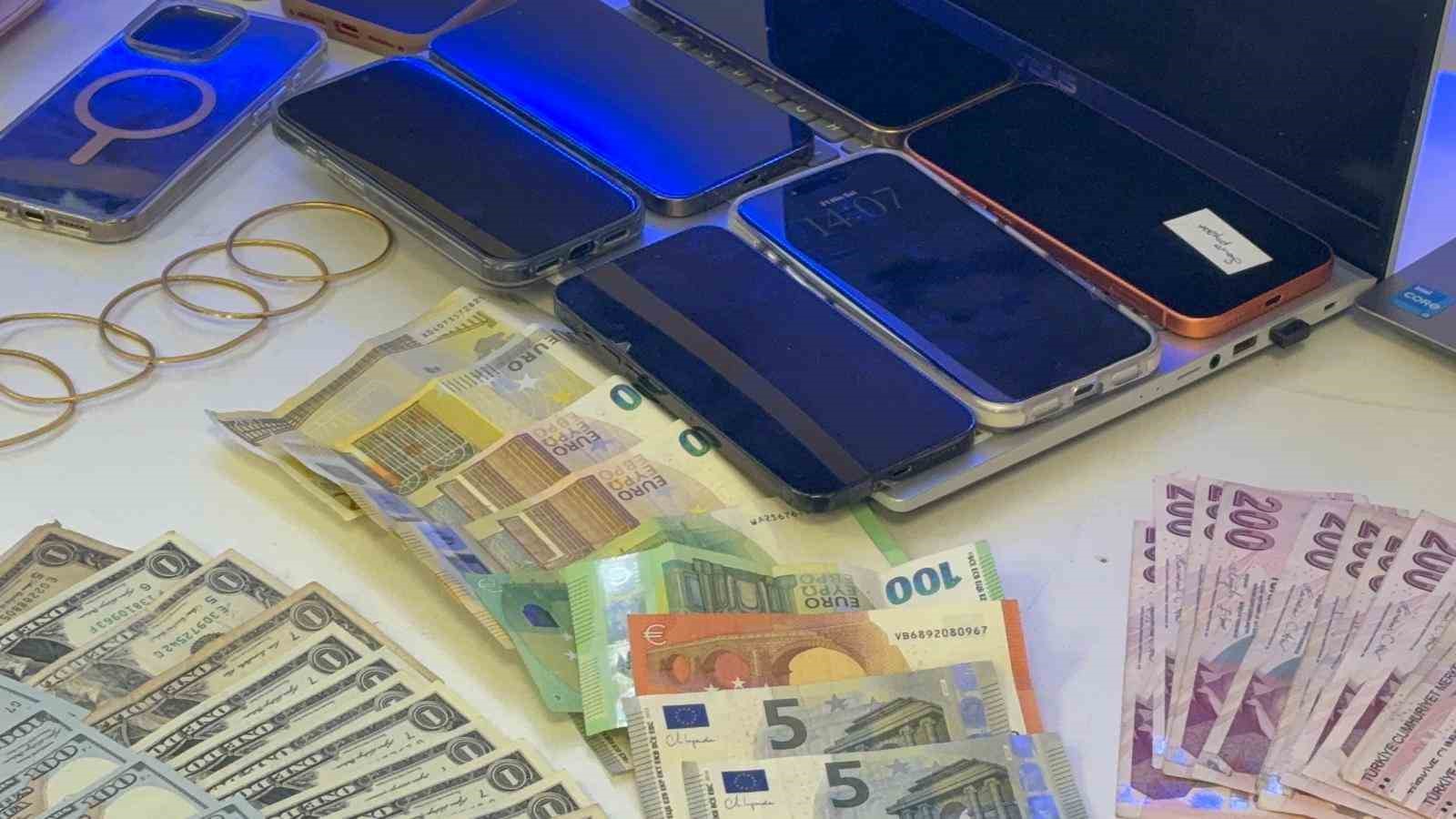 &Ccedil;ağrı merkezi dolandırıcıları, vatandaşın kişisel verilerini "panel" adı verilen platformlardan ele ge&ccedil;irmiş
