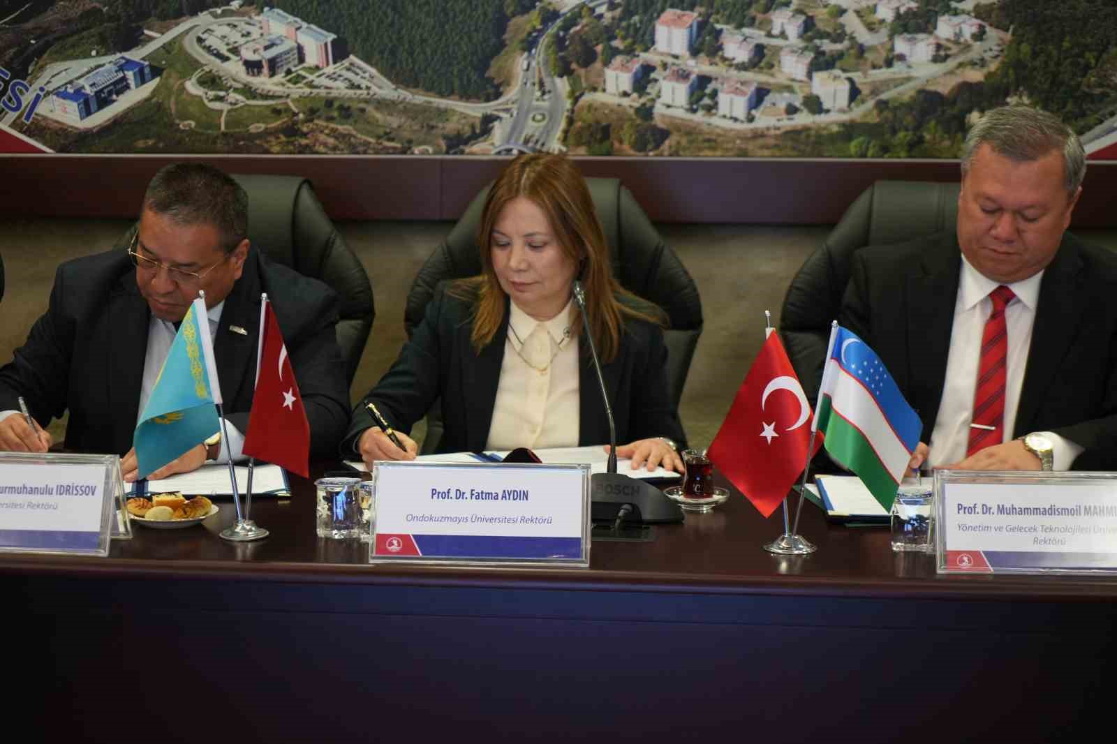 T&uuml;rk D&uuml;nyası Şehircilik Zirvesi&rsquo;nde sonu&ccedil; bildirgesi OM&Uuml;&rsquo;de imzalandı
