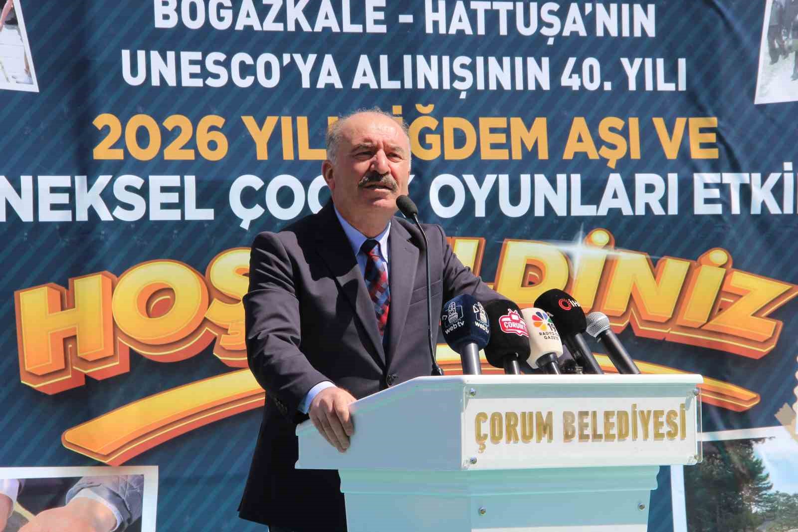 UNESCO d&uuml;nya k&uuml;lt&uuml;r miras listesindeki gelenek Hititler&rsquo;in başkentinde yaşatıldı
