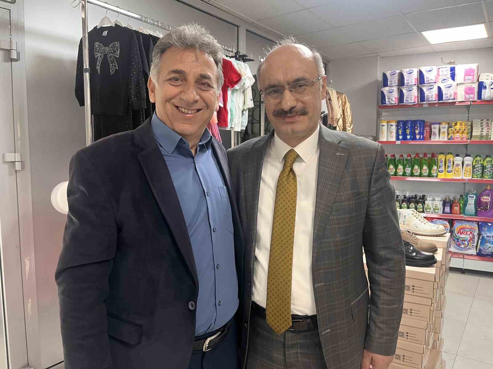 İzmir&rsquo;in ilk &rsquo;İyilik &Ccedil;arşısı&rsquo; Bayraklı&rsquo;da kapılarını a&ccedil;tı
