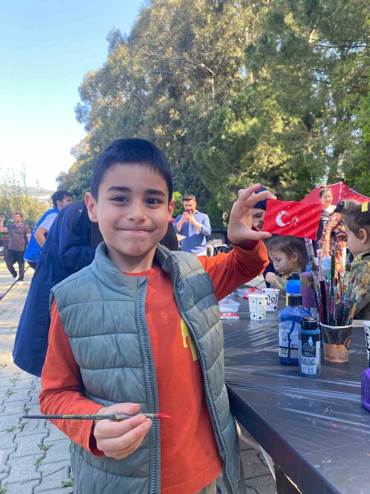 Ak&ccedil;apınar&rsquo;daki şenlikte &ccedil;ocuklar h&uuml;nerlerini sergiledi
