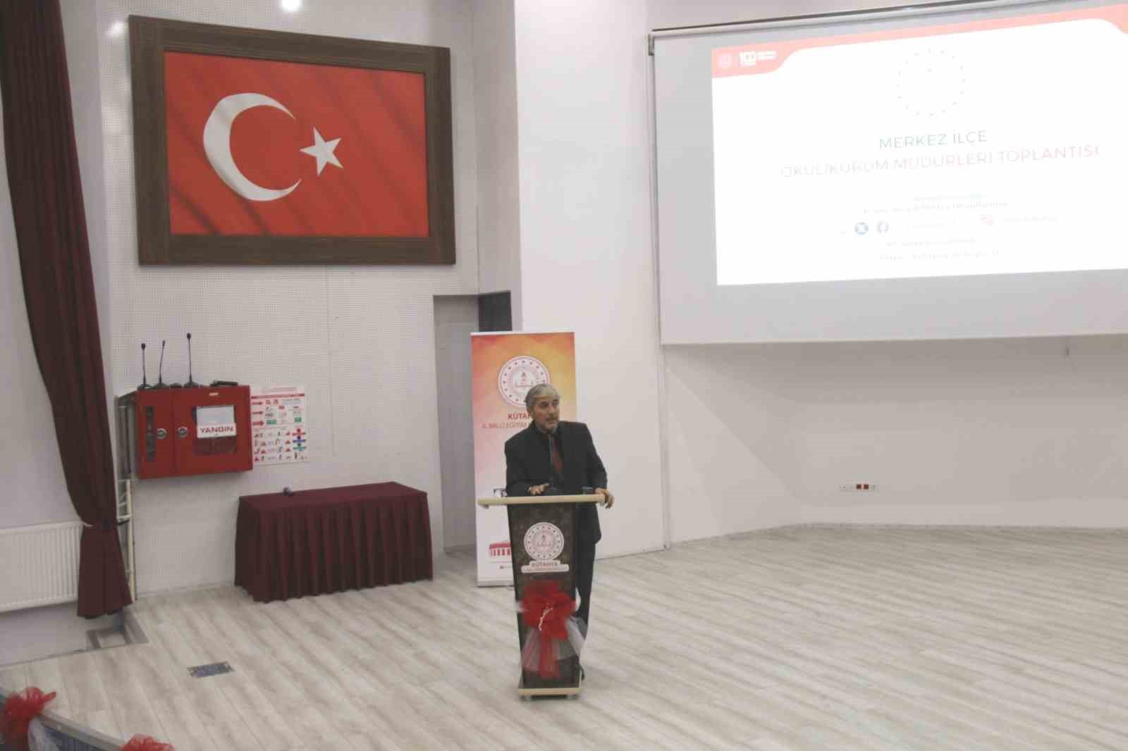 K&uuml;tahya&rsquo;da okul g&uuml;venliği değerlendirme toplantısı yapıldı
