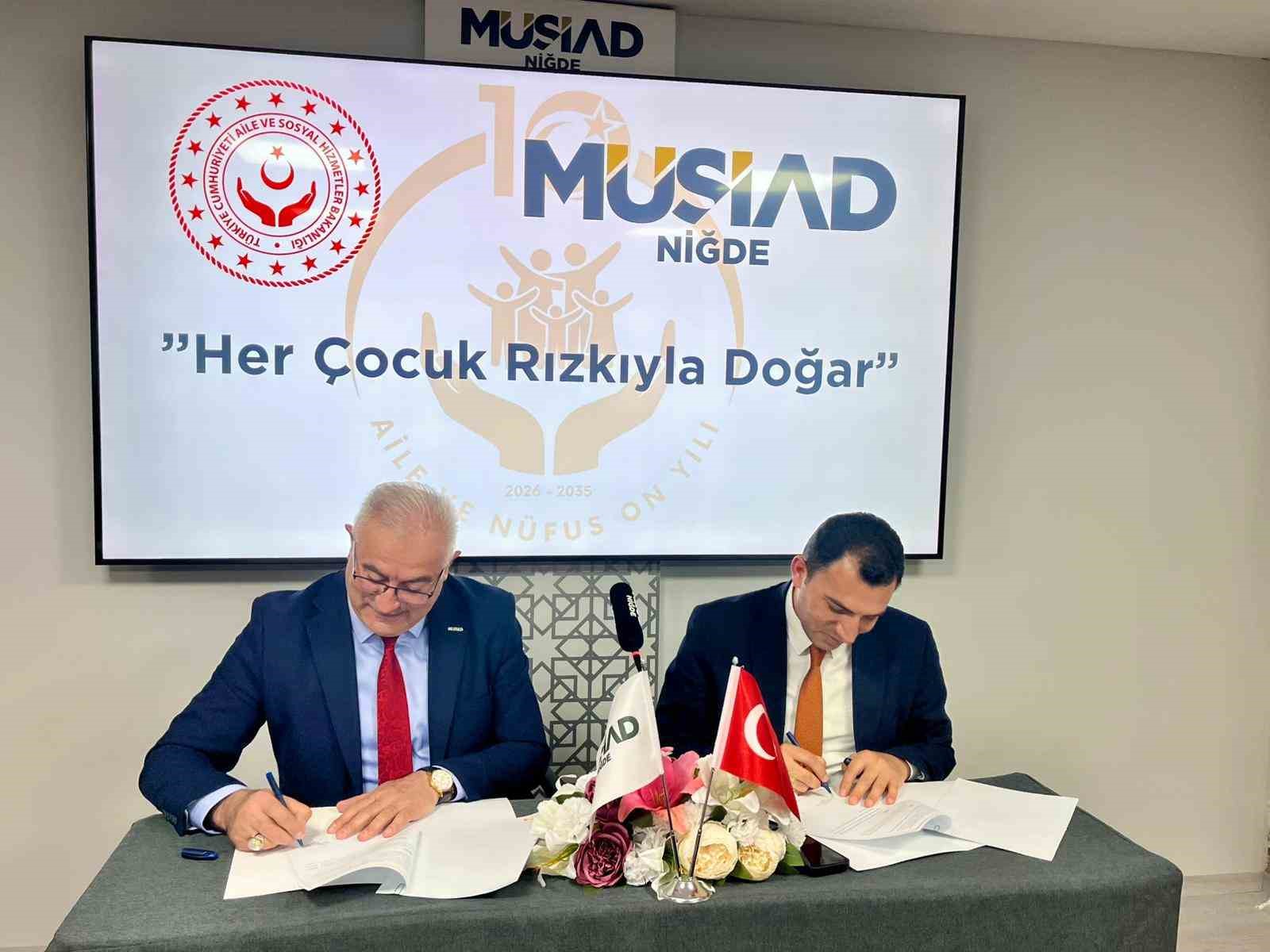 Niğde&rsquo;de yeni evlenen &ccedil;iftlere yeni doğan destek &ccedil;antası desteği
