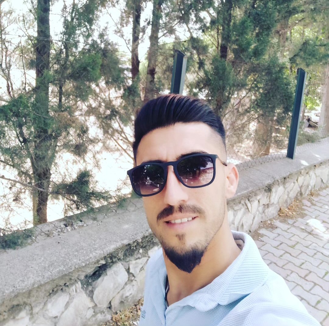 Arkadaşını pompalı t&uuml;fekle vurarak &ouml;ld&uuml;rd&uuml;
