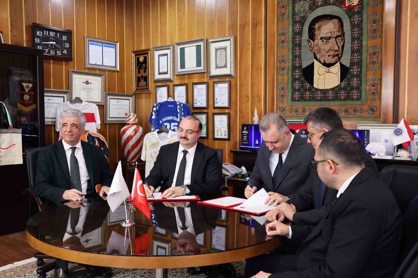 Atatürk Üniversitesi ile Bitlis Tatvan Devlet Hastanesi arasında iş birliği