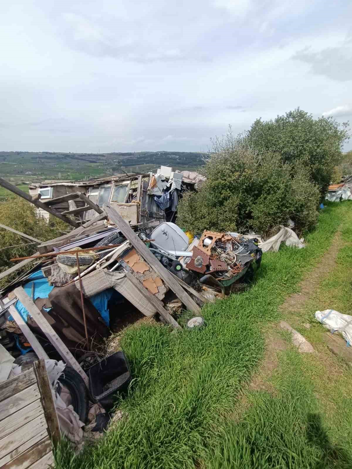 Hepsi zabıta ekiplerinin baskınında ortaya &ccedil;ıktı
