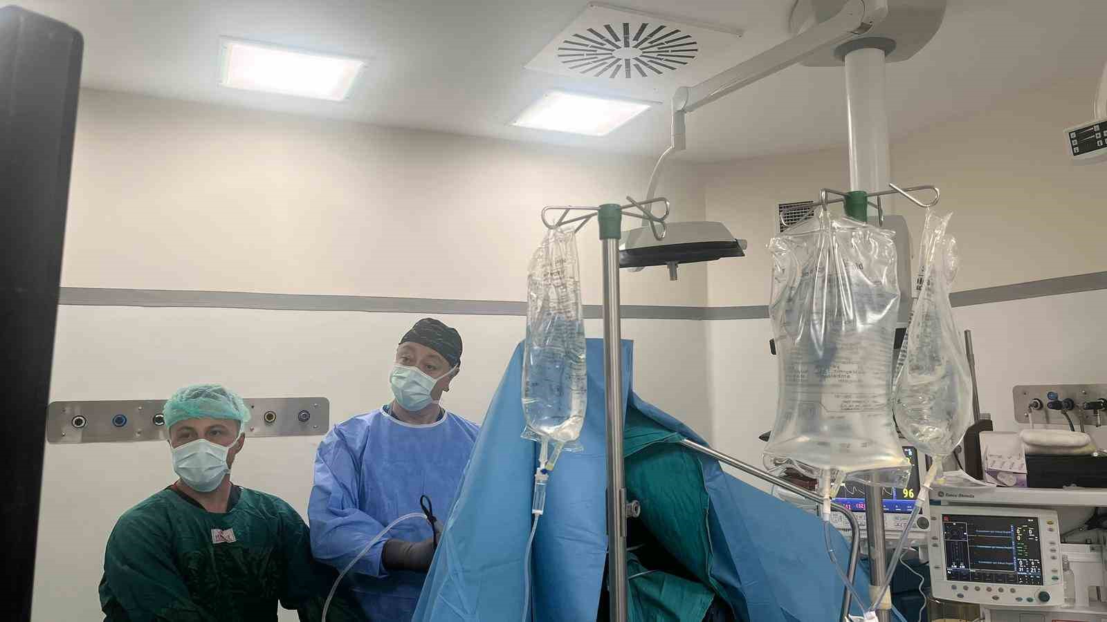 Kal&ccedil;a ağrısına kapalı cerrahiyle konforlu &ccedil;&ouml;z&uuml;m
