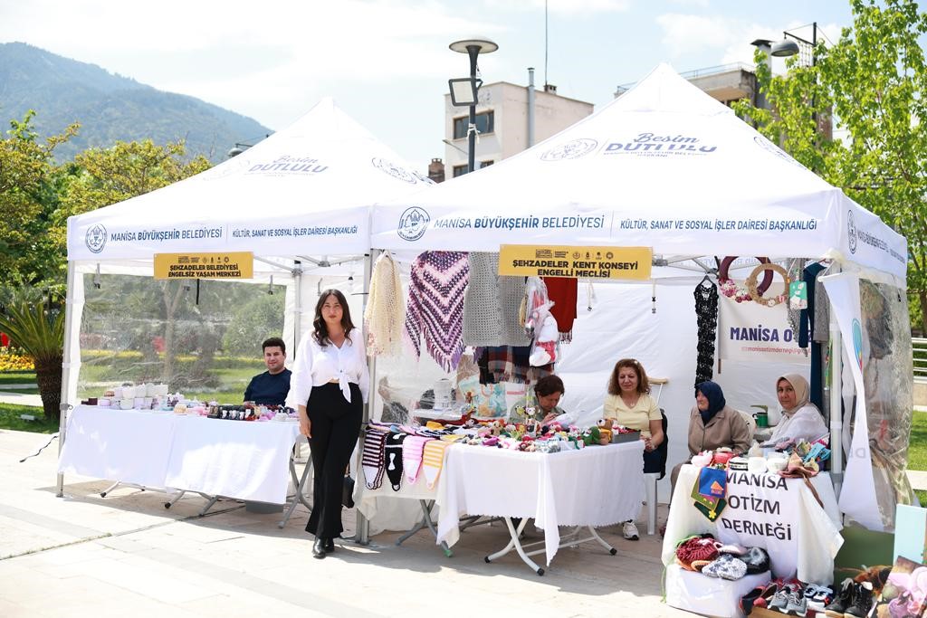 Engelsiz ellerden Mesir&rsquo;e anlamlı dokunuş
