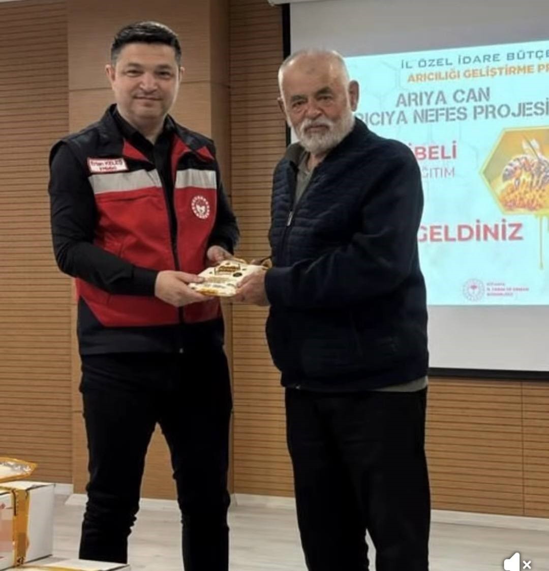 K&uuml;tahya&rsquo;da "Arıya Can Arıcıya Nefes" projesi hayata ge&ccedil;irildi
