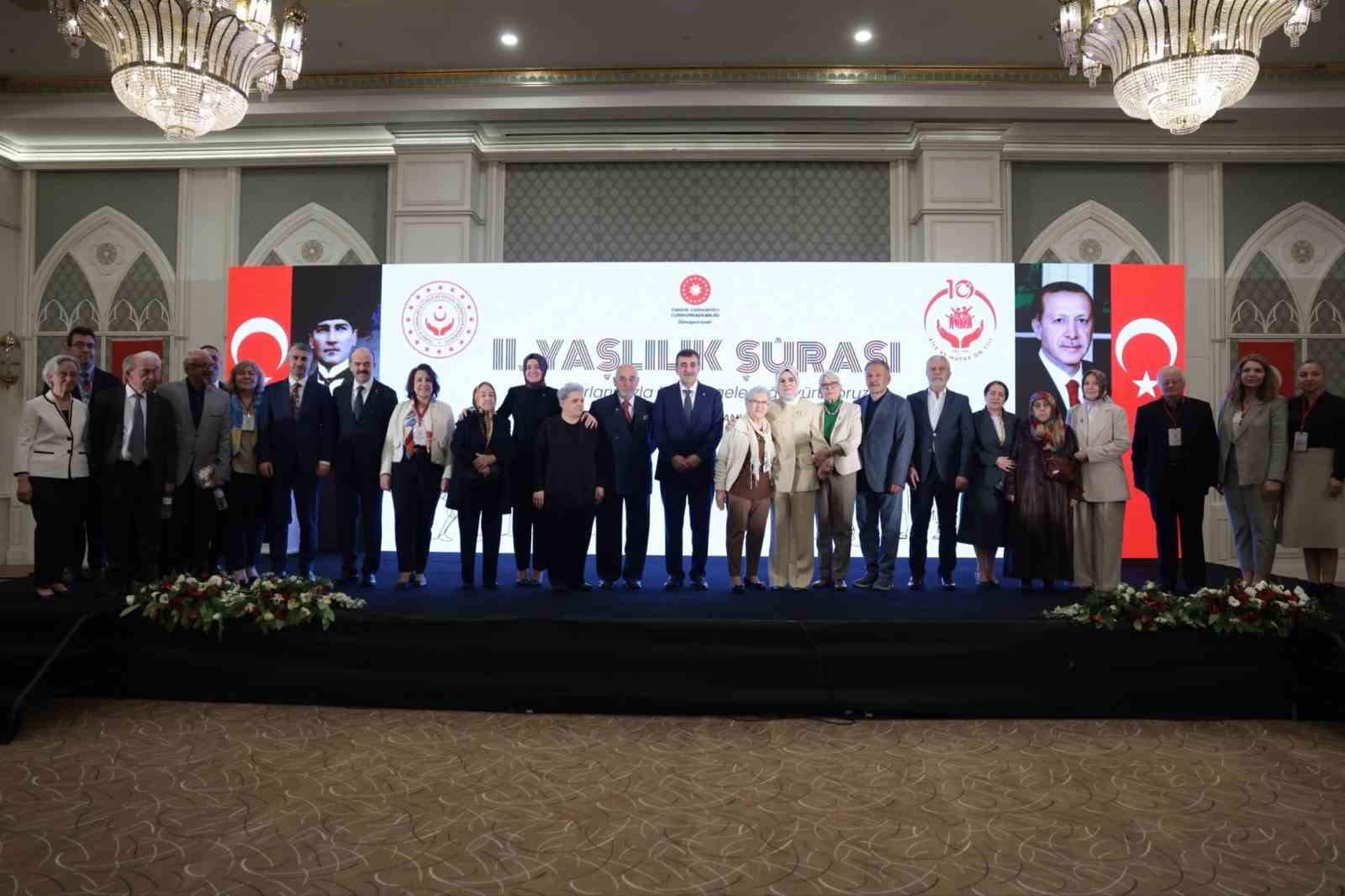 Cumhurbaşkanı Yardımcısı Yılmaz: "&lsquo;Uzun S&uuml;reli Bakım Sigortası&rsquo; sisteminin hayata ge&ccedil;irilmesine y&ouml;nelik &ccedil;alışmaları s&uuml;rd&uuml;r&uuml;yoruz"
