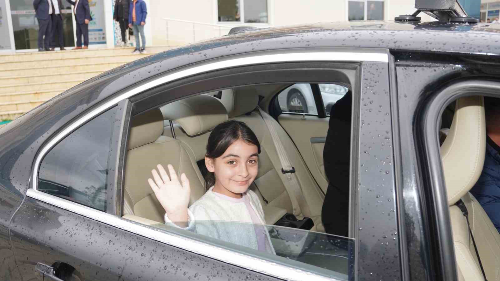 İznik&rsquo;te 23 Nisan&rsquo;ın başkanı Ada oldu
