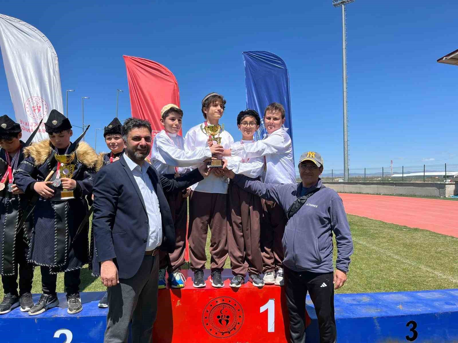 Geleneksel Ok&ccedil;uluk M&uuml;sabakaları sona erdi
