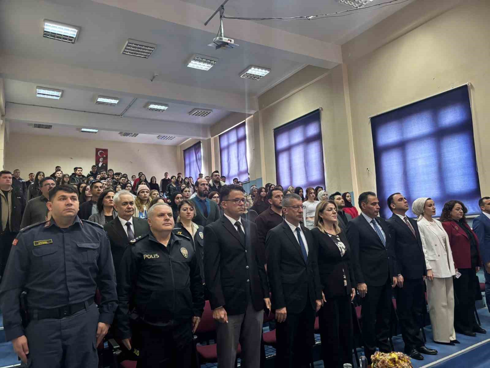 Babaeski&rsquo;de yasa dışı bahis ve IBAN dolandırıcılığına y&ouml;nelik panel ger&ccedil;ekleştirildi
