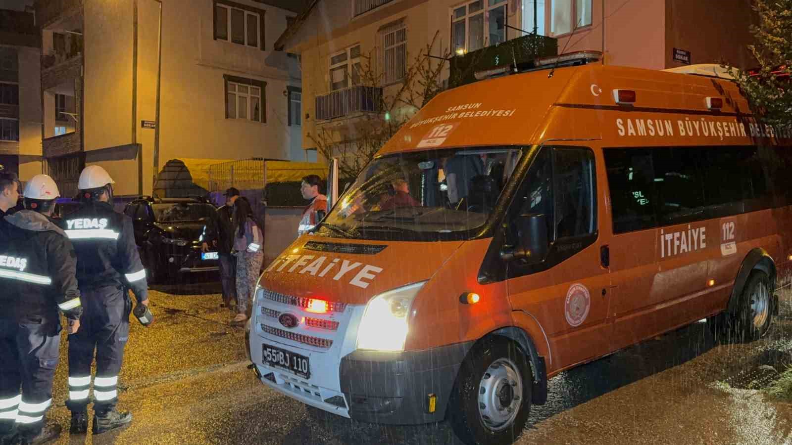 Samsun&rsquo;da ev yangını: Anne ve 6 aylık bebeği hastanelik oldu
