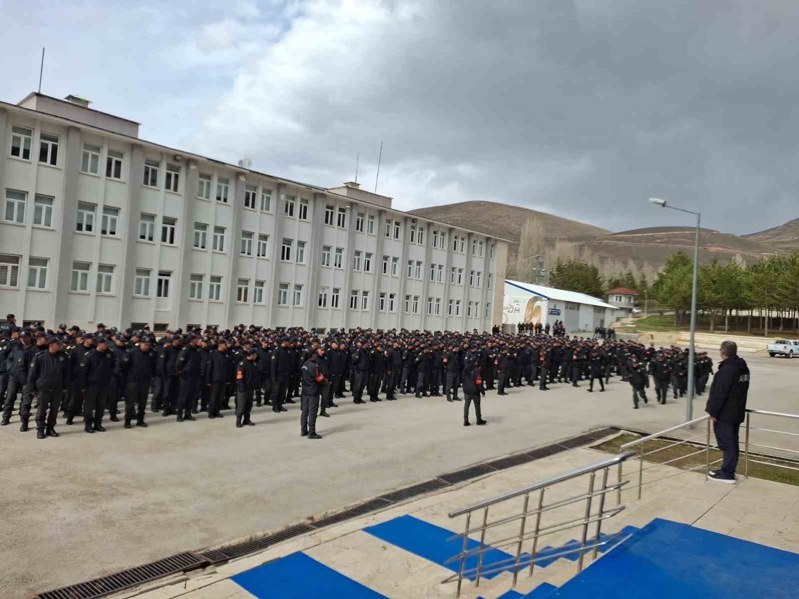 Bayburt AFAD’dan polis adaylarına uygulamalı afet eğitimi