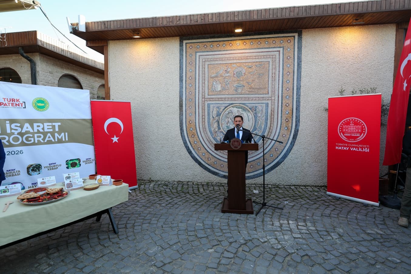 Damak &ccedil;atlatan tepsi kebabıyla birlikte y&ouml;reye &ouml;zg&uuml; 7 lezzet tescillendi
