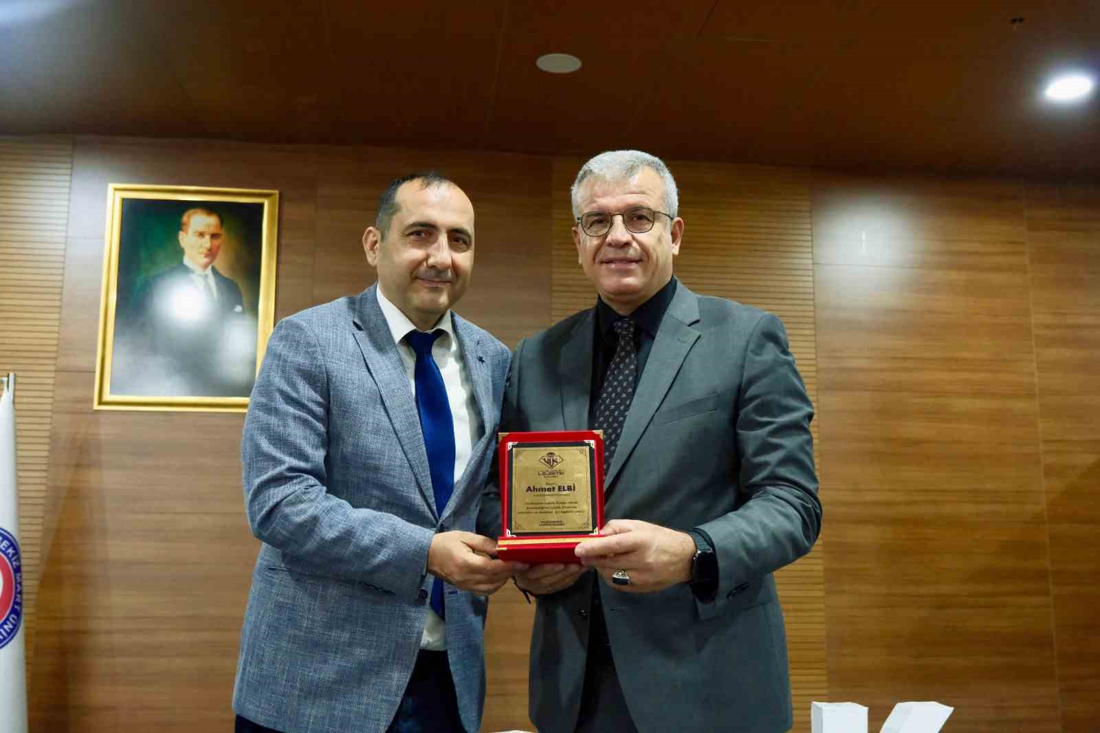 Başkan Elbi&rsquo;den Lojistik Zirvesinde &Ouml;nemli Mesajlar
