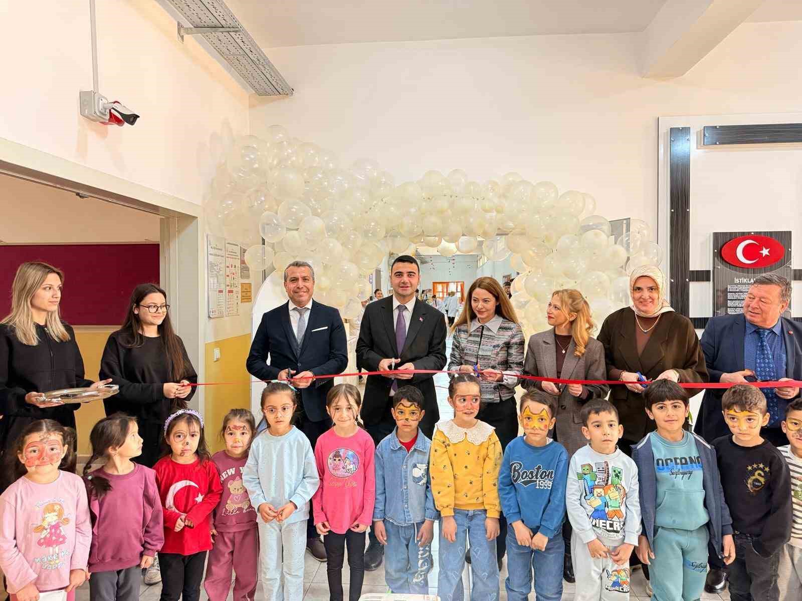 Bilecik&rsquo;te &lsquo;23 Nisan &Ccedil;ocuk Kimya Şenliği&rsquo; d&uuml;zenlendi
