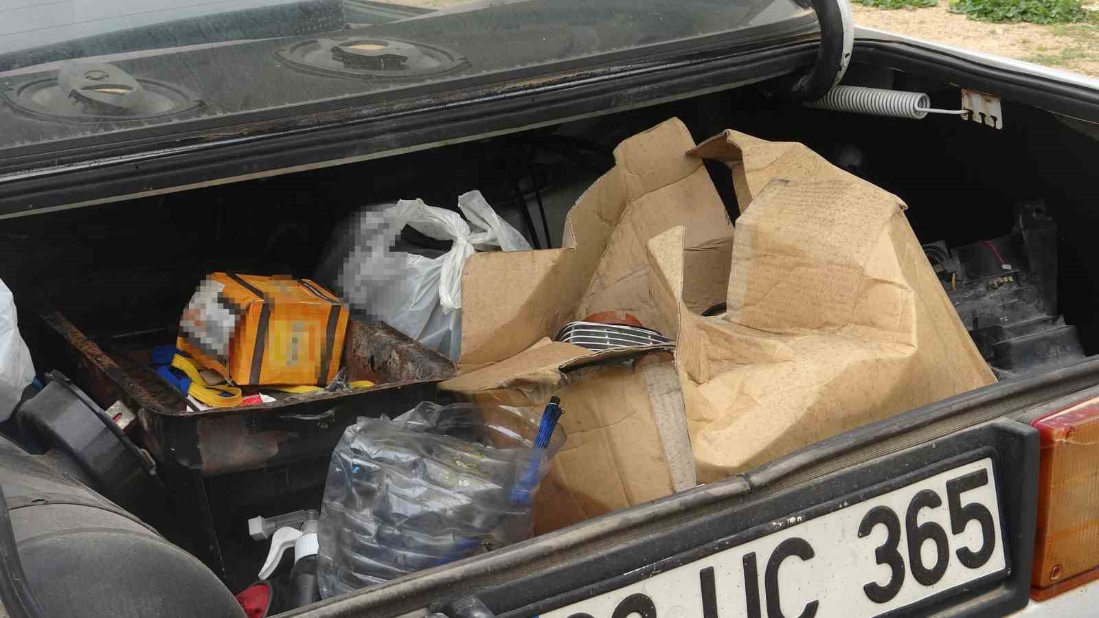 Aracın anahtarını vermeyen annesine sinirlenince eve pompalı t&uuml;fekle ateş a&ccedil;tı
