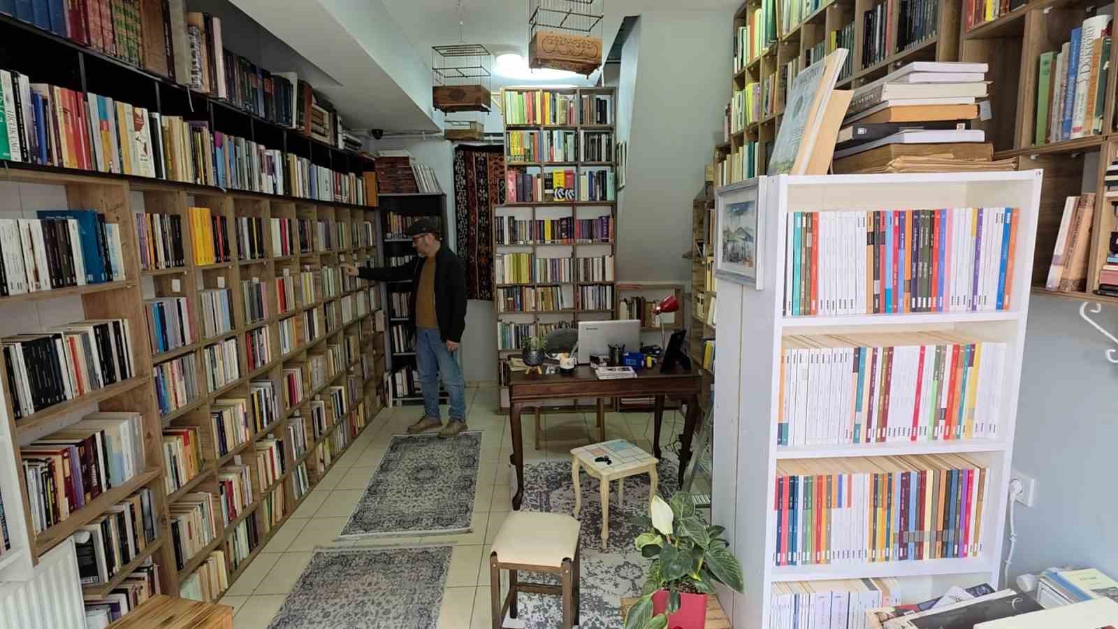 K&uuml;tahya&rsquo;da sahaflık geleneği yaşatılmaya devam ediyor
