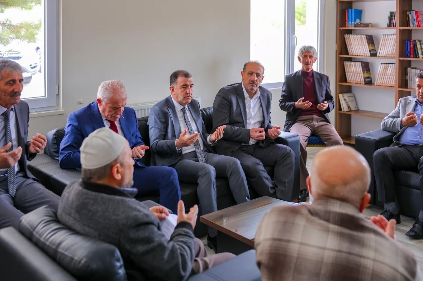 Bayburt&rsquo;ta Yaşlı Yaşam Merkezi hizmete a&ccedil;ıldı
