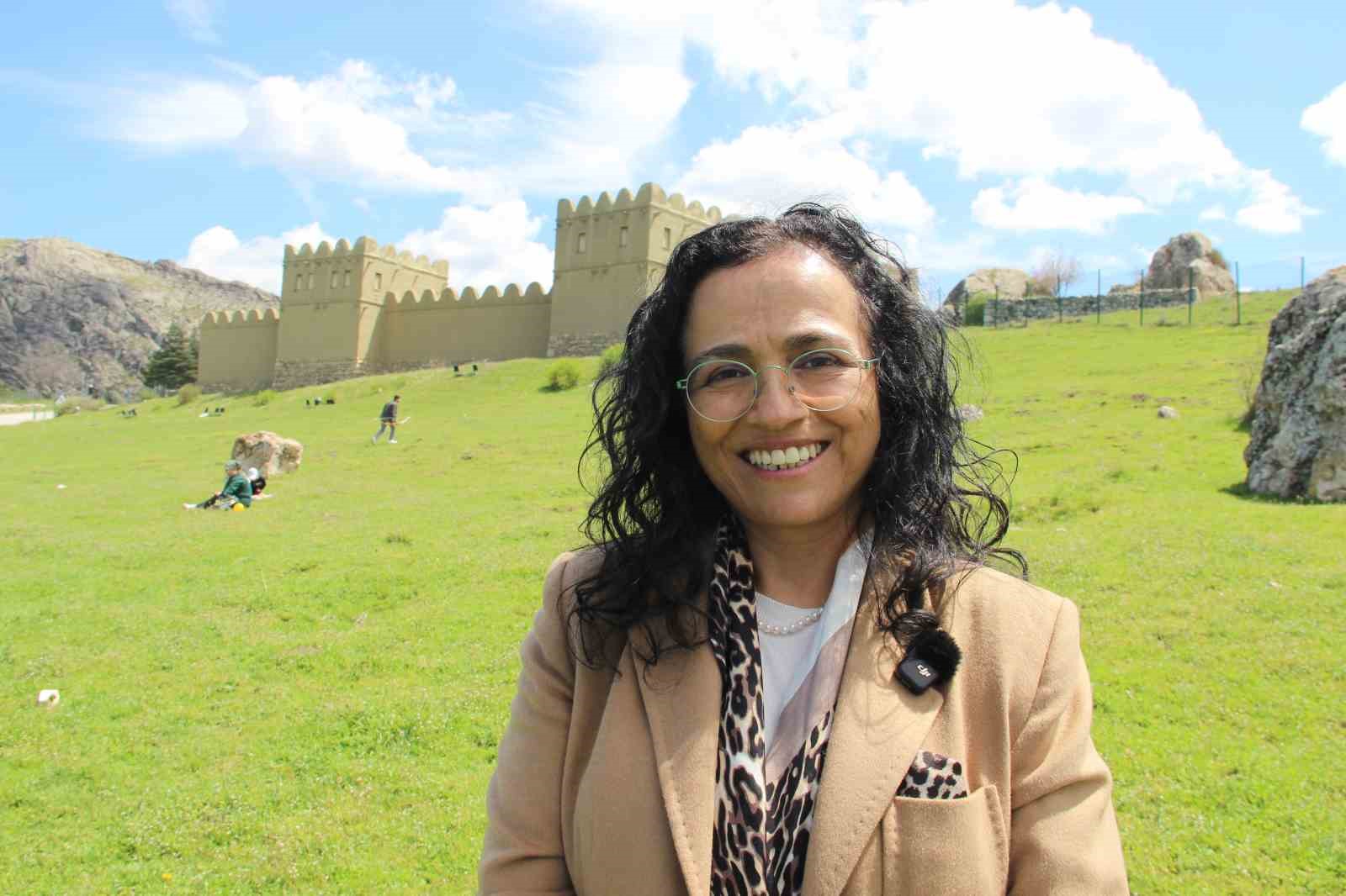 UNESCO Komitesi &Uuml;yesi Prof. Dr. &Ouml;z&uuml;nel: "Hattuşa, UNESCO&rsquo;nun d&uuml;nya ve insanlığa barış getirme idealinin &ouml;nemli bir temsilcisi"
