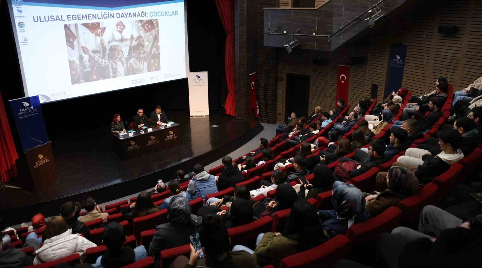 Osmanlı&rsquo;dan Cumhuriyet&rsquo;e &ccedil;ocuk politikaları konuşuldu
