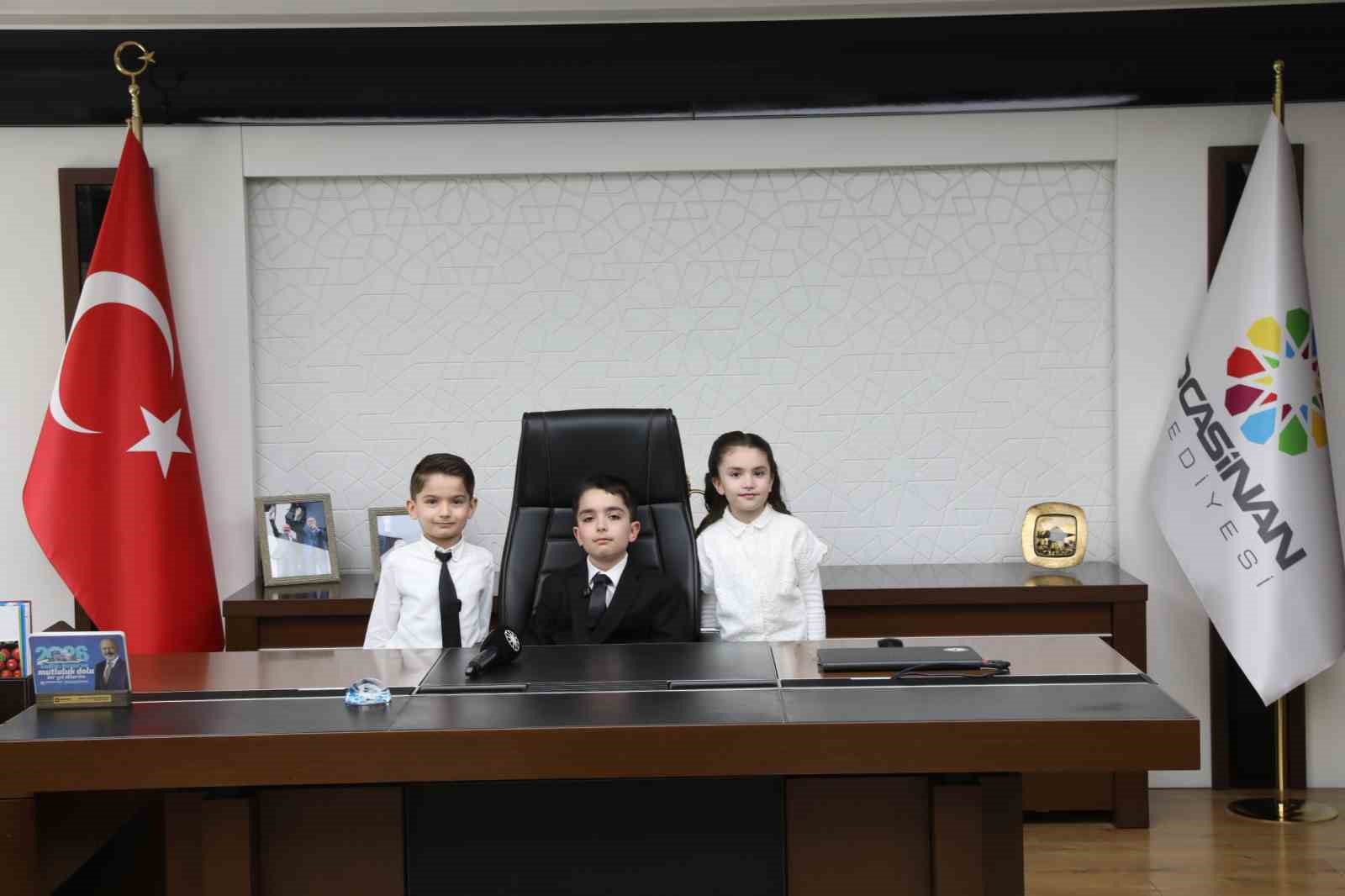 Başkan &Ccedil;olakbayrakdar: "Her evladımızın mutlu olduğu bir şehir i&ccedil;in &ccedil;alışıyoruz"
